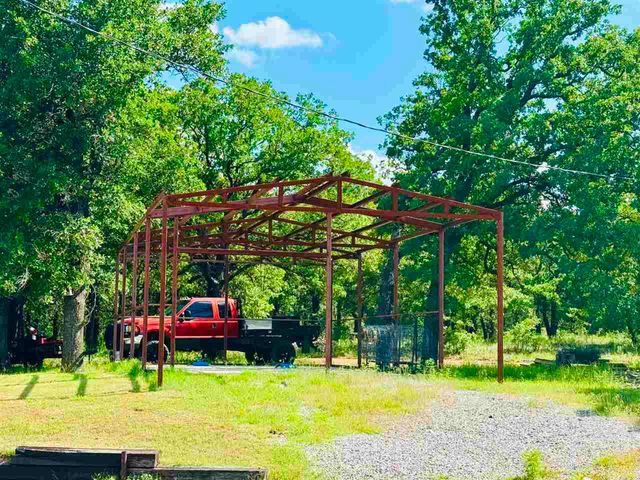 3142 SW Post Oak Dr, Cache, OK 73527