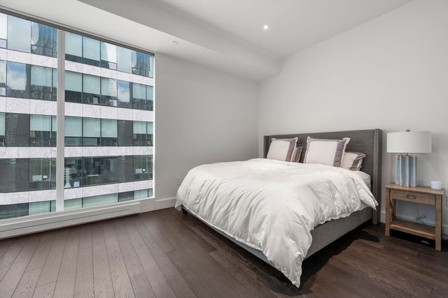 22 Liberty Dr 9G, Boston, MA 02210