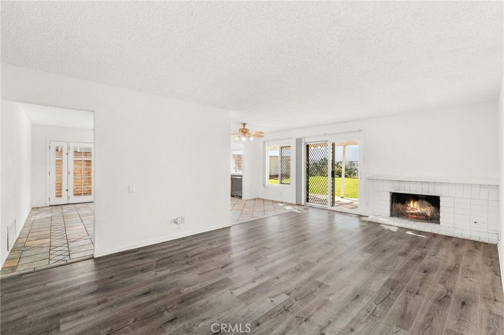 Image 10 of property listing at 1224 Palos Verde, Eastvale, CA 92880