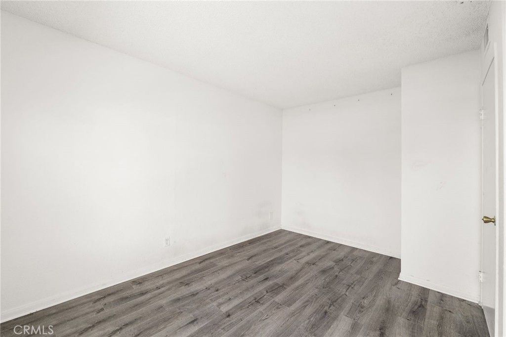 Image 29 of property listing at 1224 Palos Verde, Eastvale, CA 92880