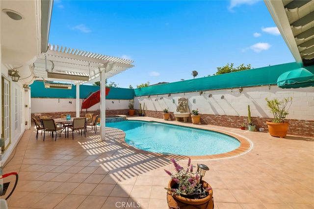 2507 W 233rd Street, Torrance, CA 90505