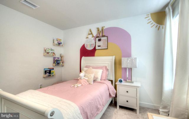 8 EICHMANN WAY, Woodstown, NJ 08098