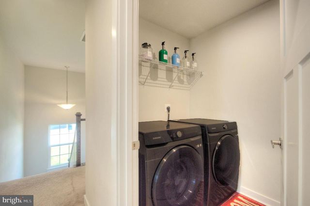 8 EICHMANN WAY, Woodstown, NJ 08098