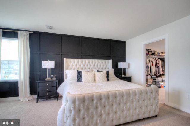 8 EICHMANN WAY, Woodstown, NJ 08098