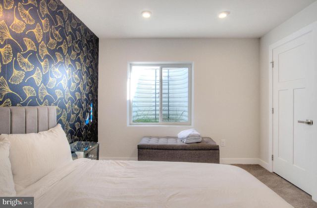 8 EICHMANN WAY, Woodstown, NJ 08098