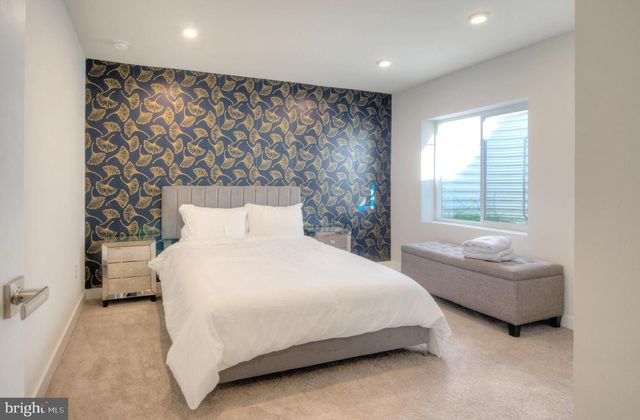 8 EICHMANN WAY, Woodstown, NJ 08098