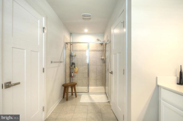 8 EICHMANN WAY, Woodstown, NJ 08098