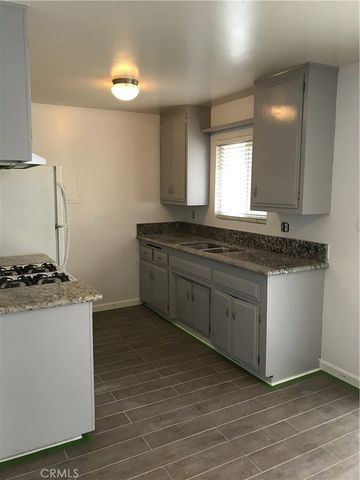 1235 W Pearl Street, Anaheim, CA 92801