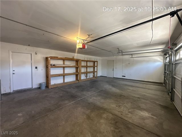 6009 Kitamaya Street, North Las Vegas, NV 89031