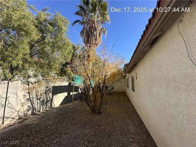 6009 Kitamaya Street, North Las Vegas, NV 89031