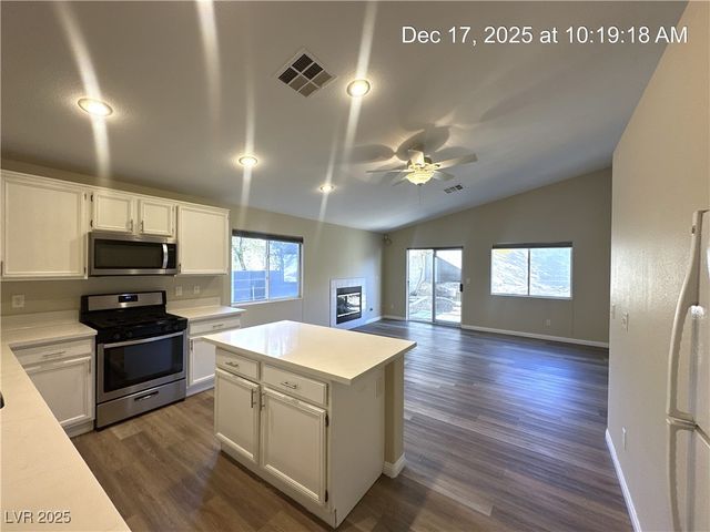 6009 Kitamaya Street, North Las Vegas, NV 89031