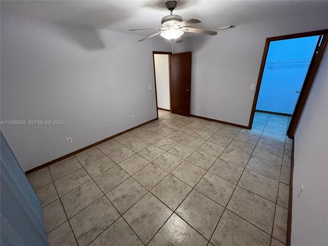 1921 SW Hickock Ter, Port St. Lucie, FL 34953