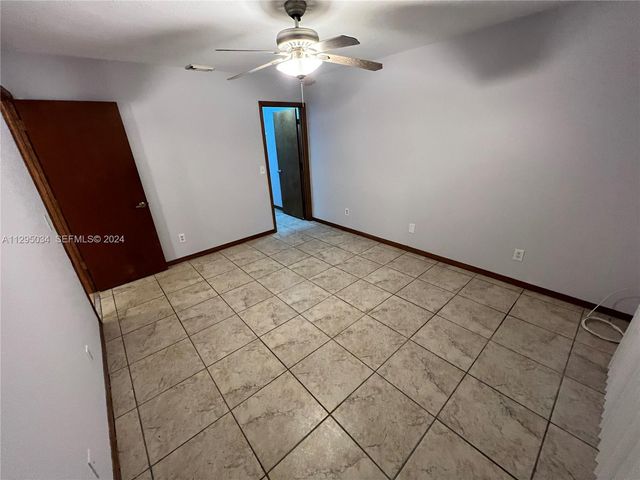 1921 SW Hickock Ter, Port St. Lucie, FL 34953