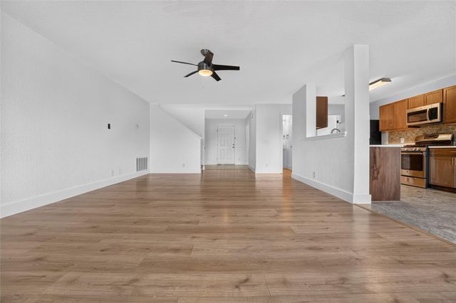 15217 Bullace ST, Austin, TX 78724
