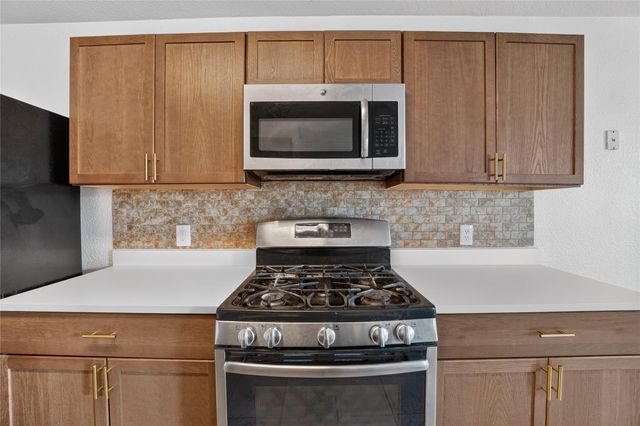 15217 Bullace ST, Austin, TX 78724