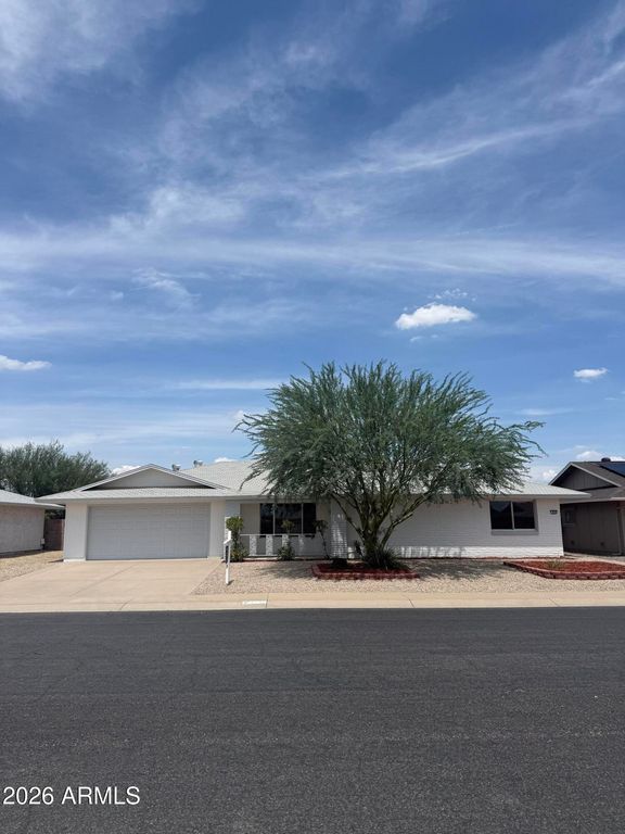 9742 W ALABAMA Avenue, Sun City, AZ 85351