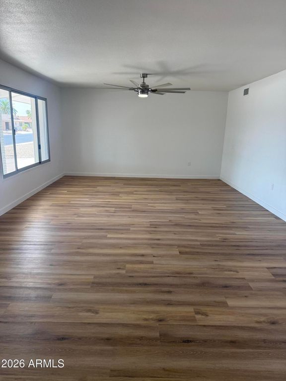 9742 W ALABAMA Avenue, Sun City, AZ 85351 — photo 3