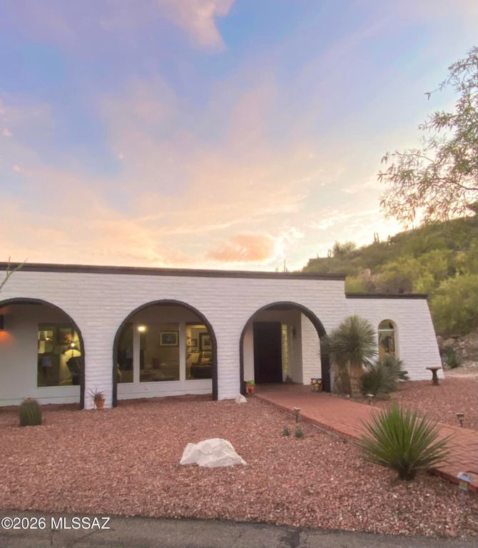 4641 N Rockcliff Road, Tucson, AZ 85750