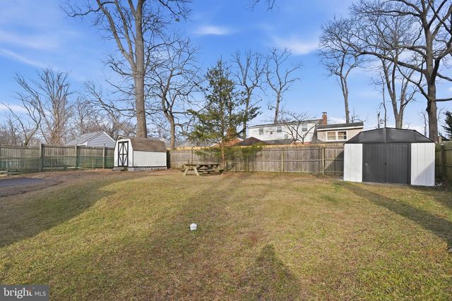 105 MAPLE AVE, Pasadena, MD 21122