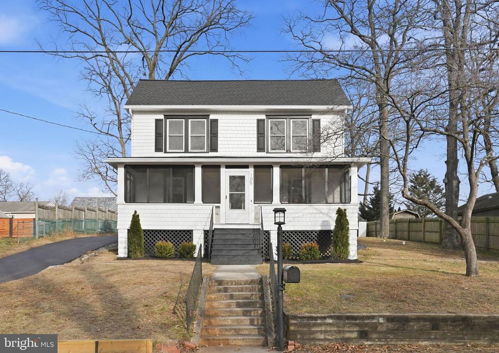 105 MAPLE AVE, Pasadena, MD 21122