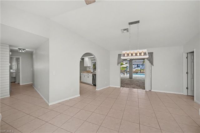 2201 SE 10th AVE, Cape Coral, FL 33990