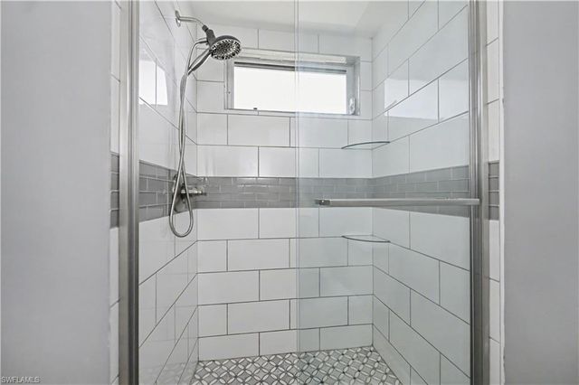 2201 SE 10th AVE, Cape Coral, FL 33990