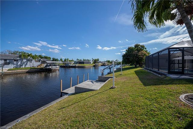 2201 SE 10th AVE, Cape Coral, FL 33990