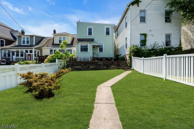 157 Bullman St, Phillipsburg Town, NJ 08865