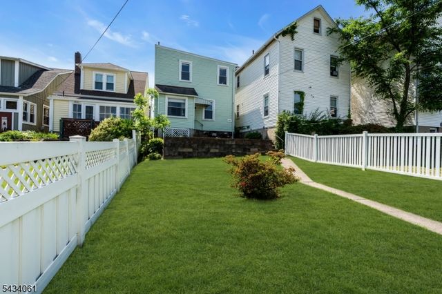 157 Bullman St, Phillipsburg Town, NJ 08865