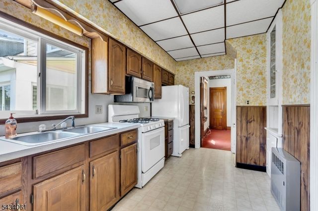 157 Bullman St, Phillipsburg Town, NJ 08865