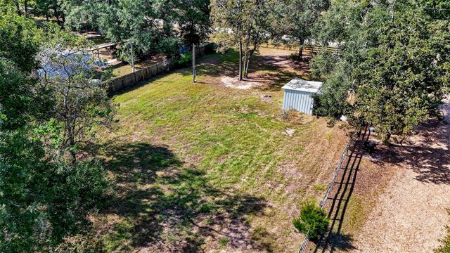 7365 Washington Avenue, Montgomery, TX 77316