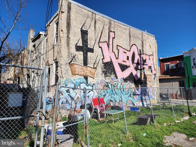 2500 W STERNER ST, Philadelphia, PA 19132