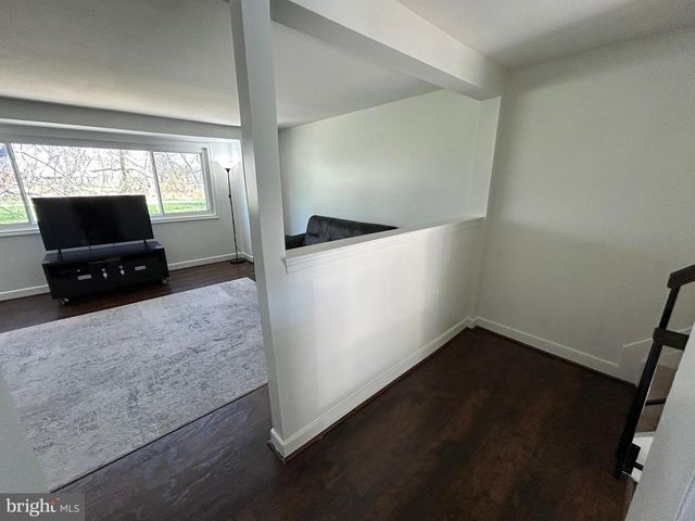 9456 MERRYREST RD, Columbia, MD 21045