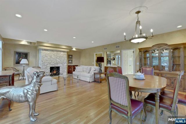 153 Ashley Place, Park Ridge, NJ 07656