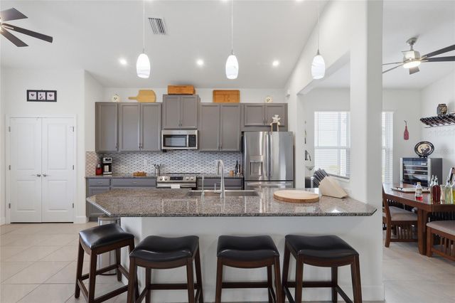 34095 ASTORIA CIRCLE, Wesley Chapel, FL 33545