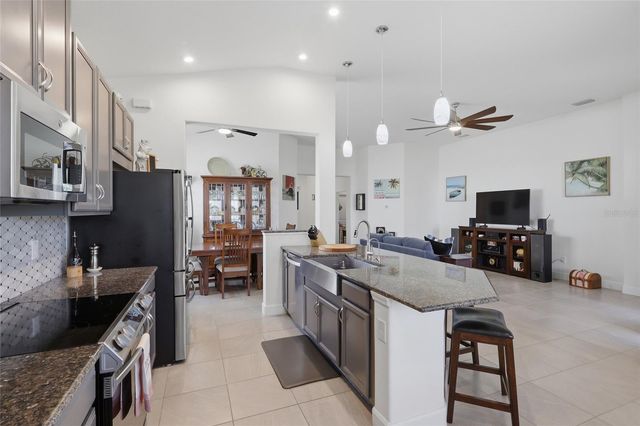 34095 ASTORIA CIRCLE, Wesley Chapel, FL 33545