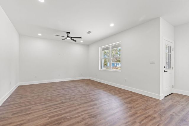 9 Central 7th Street, Santa Rosa Beach, FL 32459