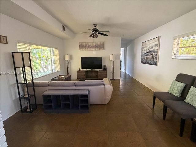 935 Polk Street, Hollywood, FL 33019