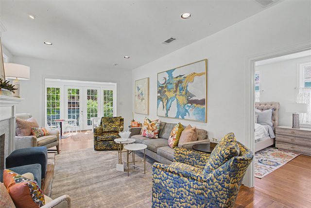 4705 El Campo Avenue, Fort Worth, TX 76107