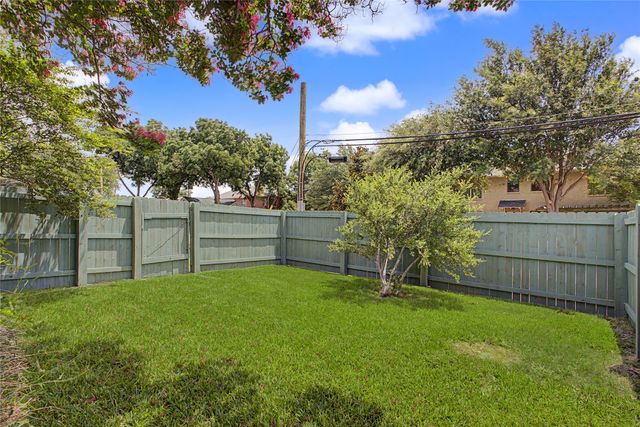 4705 El Campo Avenue, Fort Worth, TX 76107