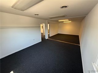 11923 centre St, Chester, VA 23831