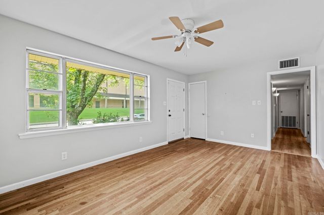 304 N Ella Street, Searcy, AR 72143