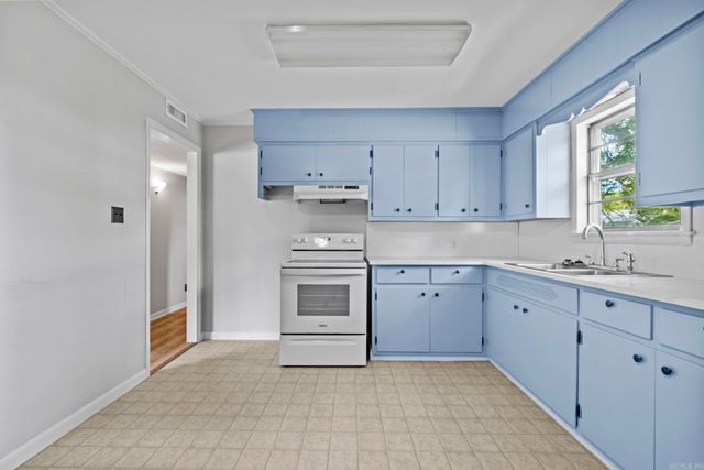 304 N Ella Street, Searcy, AR 72143