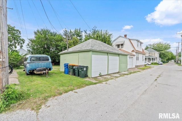 1505 W 14TH Street, Davenport, IA 52804