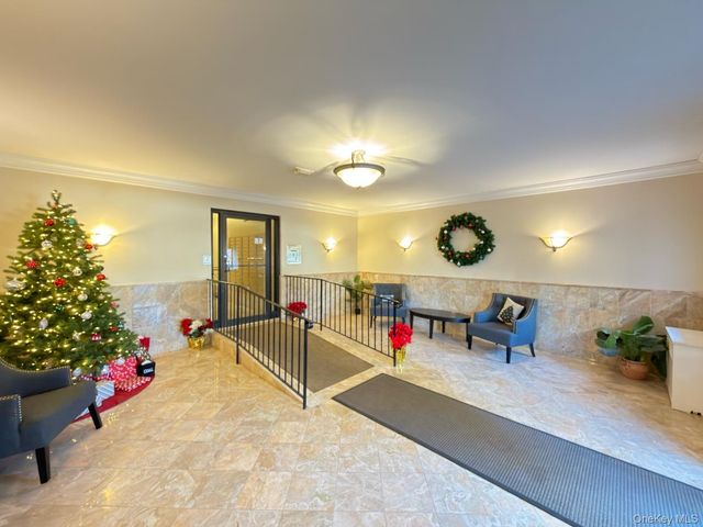 42 Barker Avenue 2B, White Plains, NY 10601