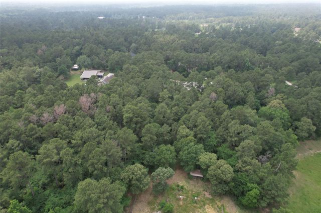 16719 Wagon Wheel Rd, Stagecoach, TX 77355