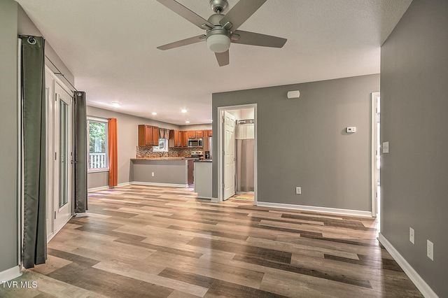5 Poplar Wood Court, Johnson City, TN 37604