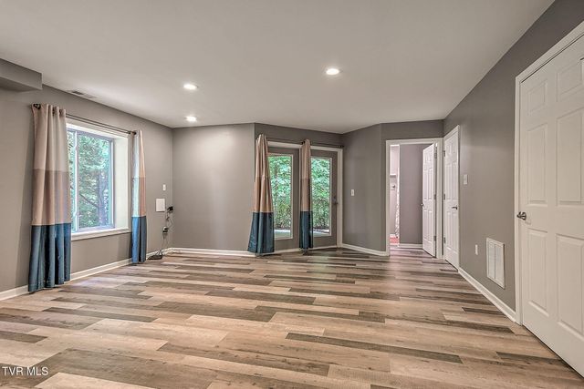 5 Poplar Wood Court, Johnson City, TN 37604