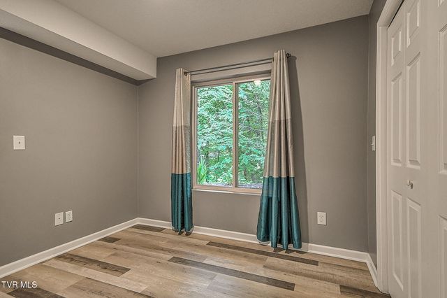 5 Poplar Wood Court, Johnson City, TN 37604