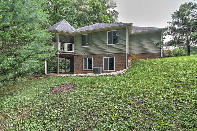 5 Poplar Wood Court, Johnson City, TN 37604